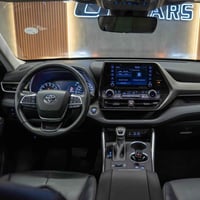 تۆیۆتا هایلاندەر 2022 مواسەفات XLE کلین تایتڵ  60 هەزار مایل ڕۆشتووە  ...