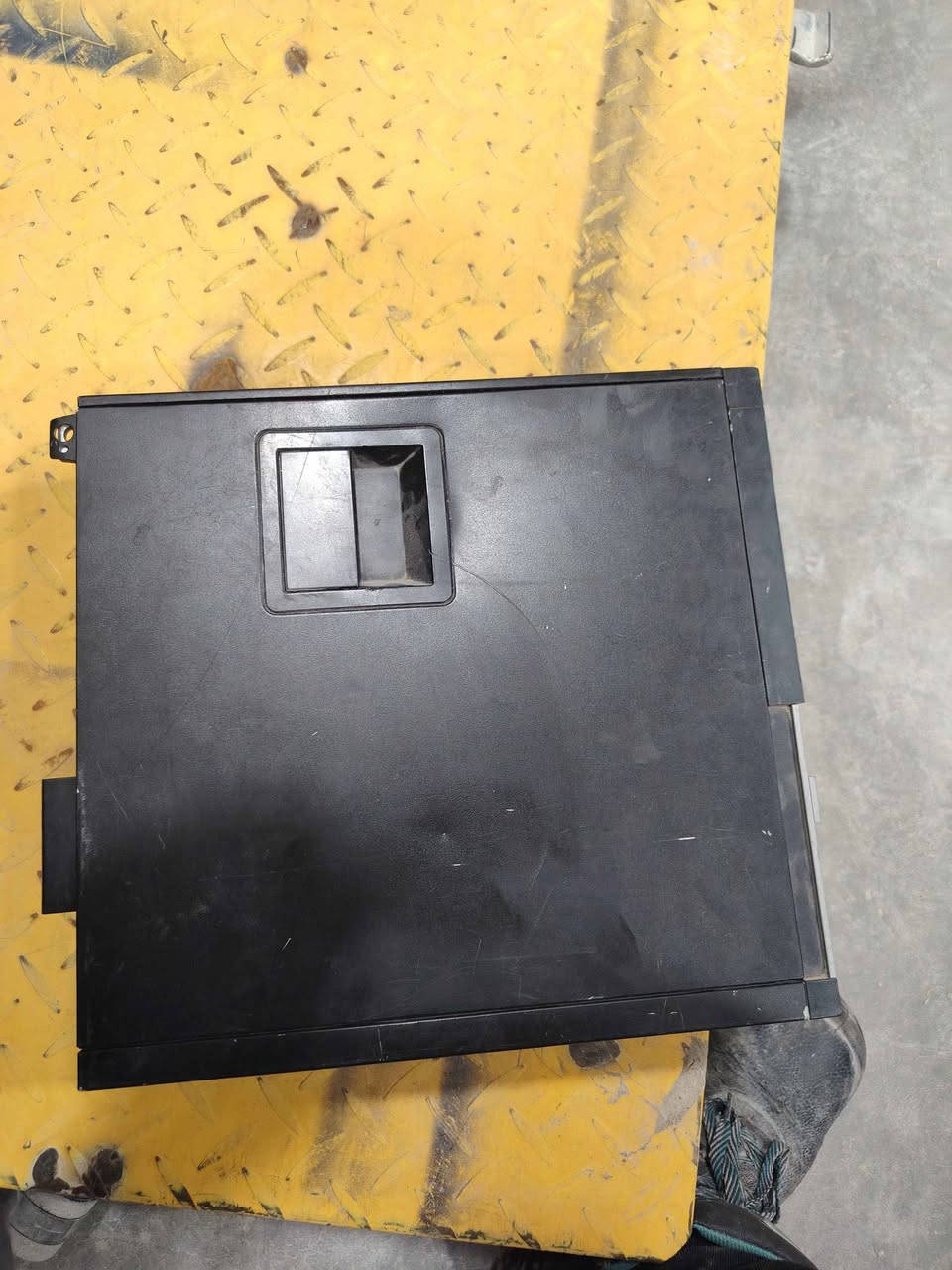 سستم دلل 
كور اي 5 جيل 2
رام 4
هارد hdd 160GB
كارت شاشة 2 كيكا
السعر 35 الف بغداد, العراق


**إذا كنت صاحب هذا الإعلان وتريد حذفه لأي سبب، رجاءا أرسل رسالة إلى الدعم الفني**