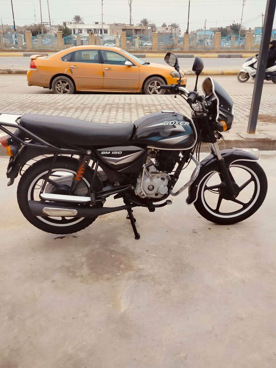 يا الله. سلام عليكم 🫡
دراجة بوكسر للبيع 

موديل //2022

لون اسود🖤. رقم ديالى تحويل ثاني يوم

العنوان//ديالى //بعقوبة//تقاطع القدس 

السعر خاصص او اتصال ع رقم

رقم الهاتف:/***********
