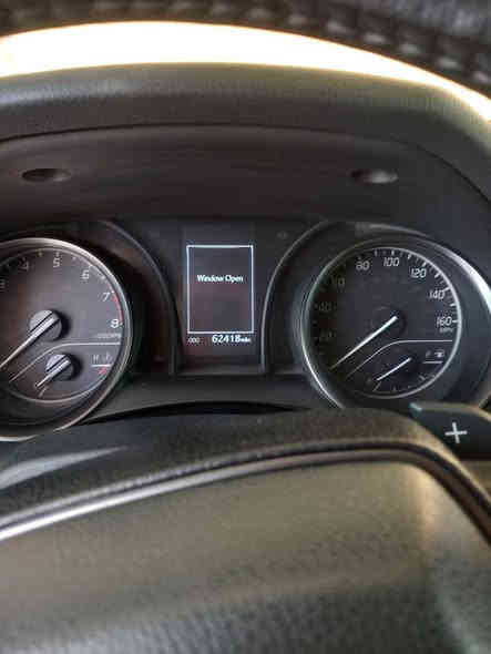 كامري وراد امريكي موديل 2023 رقم انبار معوقين وكالة عامة من شرعي  فئة SE
كرسي كهرباء 
اكشانة جلد 
شفتات سترين مثبت سرعة لايت زنزون بلادي تخم تاير جديد كير و محرك كفالة
ضرر موضح في الصور و سونار بدون ايرباك 
مكان رمادي 
سعر 200ورقة وبيه مجال 
***********
