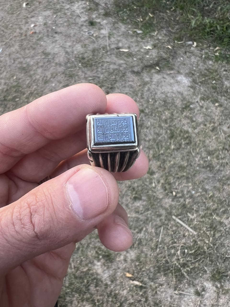 السلام عليكم ورحمة الله وبركاته
للبيع هل موجود للأستفسار خاص
أو واتس أب على الرقم ***********
