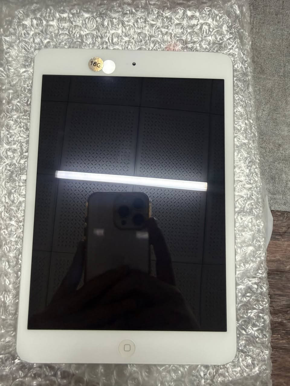 السلام عليكم عيني شباب ايبادات بهل شكل
شرط اصلي ونضافة ٩٩ بلمية 
مال بالة 
الوان ذهبي اسود سلفر ابيض
واكو حجم جبير 
وحجم صغير
ذاكرات من ال ١٦
لحد ال ١٢٤
يشغلن سينمانا يشغلن مواقع تواصل من الكروم وياهن كل ايباد كيبل شحن الاصلي وقلم
وشرط اذا مو ابل يرجع
اسعار تبدي من ٣٠  لل ١٦ كيكا
وهاكذا وانت صاعد لحد اغلى شي ب ٥٥ الي هو الكبير حجمه كبير وذاكرته كبيره
واذا جملة سعر جوة السوك راسلوني وبخدمتكم


**إذا كنت صاحب هذا الإعلان وتريد حذفه لأي سبب، رجاءا أرسل رسالة إلى الدعم الفني**