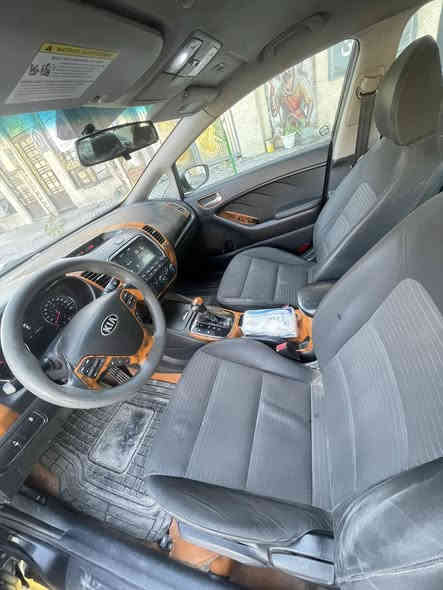 كيا فورتي 2017وارد امريكي مكينه2000 بدون ايرباك بدون تبديل ليبل واحد مواصفات  نص فول تحكم صفحتين نظام ايكو 
 جاهزه من جميع النواحي كل نقص ما بيهه السعر115 وبيه مجال قليل ‭0771 670 2592‬
