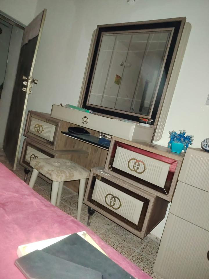 غرفه تركيه البيع مكاني الحسينيه تفصل اكثر تصل عل رقم***********
