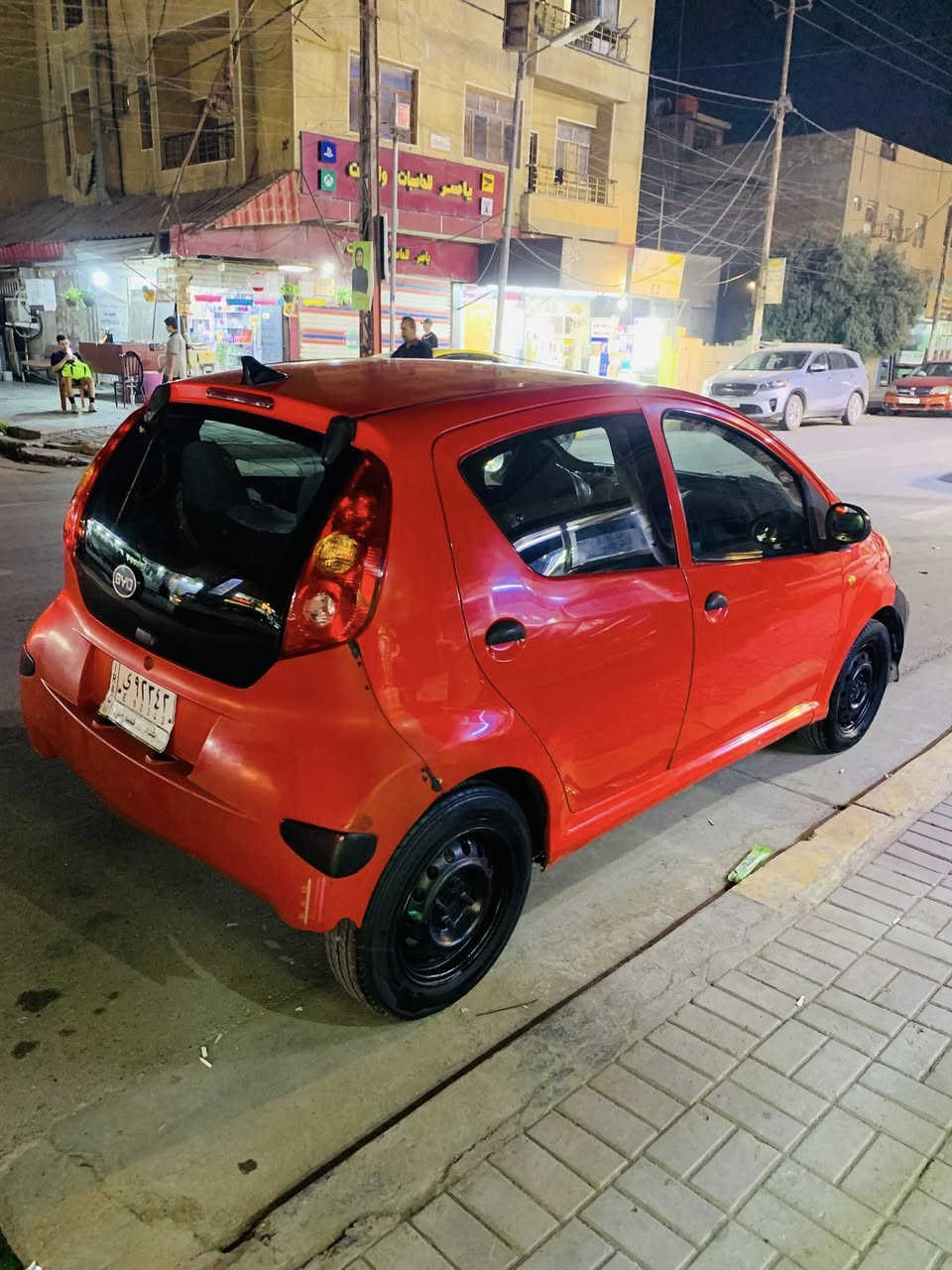 Byd f0 للبيع موديل ٢٠١٣ السيارة صدر جديد تخم تاير منضومة تبريد جديدة شادهه كلهه كير جديد السيارة كير عادي  كشرهه جاهز فقط بيهه صبغ جاملغ خلفي السيارة مكينتهه بيهه تبخير ضعف رنكات بس شغاله وجاهزة صار ٤ اشهر استخدمهه على هالوضع مكاني بغداد الدورة السعر ٢٥ وبيهه مجال ***********
