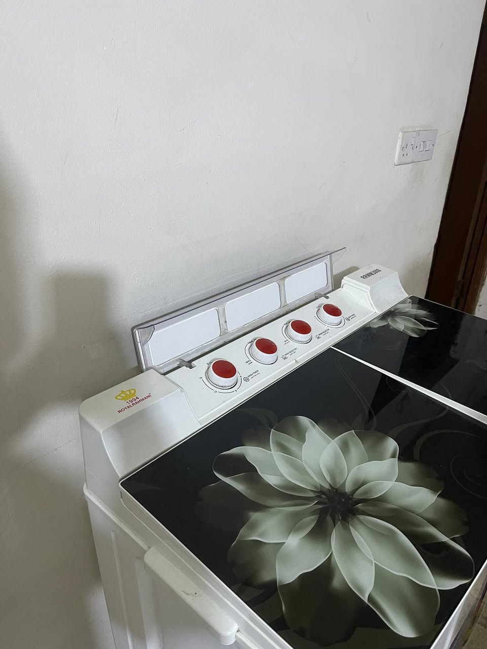 غسالة للبيع حجم 30 كيلو شغاله عالفحص كلش نضيفه السعر 125 تغسل بطانيه 
حي البنوك مكانها تواصل خاااااص


**إذا كنت صاحب هذا الإعلان وتريد حذفه لأي سبب، رجاءا أرسل رسالة إلى الدعم الفني**