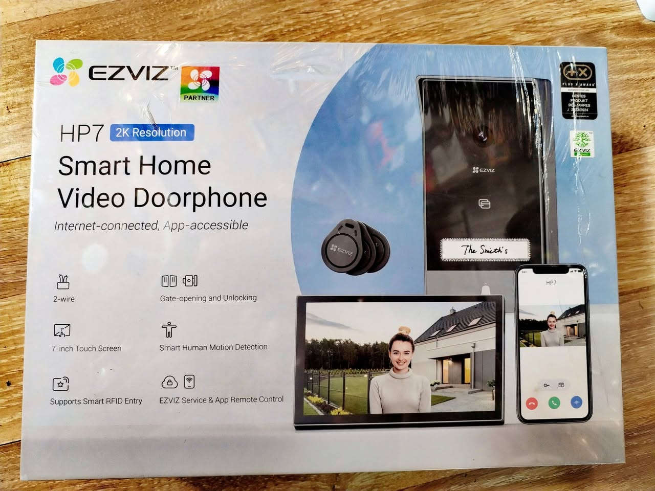 معرض احمد ثريات ❤️

إنتركم فيديو ذكي للمنزل EZVIZ HP7 بدقة 2K.
 يتضمن شاشة تعمل باللمس مقاس 7 بوصات،

 ويدعم خاصية RFID للدخول الذكي، بالإضافة إلى اكتشاف حركة الإنسان.

 متصل بالإنترنت ويمكن الوصول إليه عبر التطبيق لإدارة الباب أو البوابة عن بُعد.

 يستخدم نظام سلكين للتركيب، ويتميز بتصميم مقاوم للعوامل الجوية بمعيار IP65 للكاميرا الخارجية.
 
نحن نفتخر لسنا الوحيدون لاكننا الافضل 

العنوان خانقين شارع حسينية  

الهاتف ***********
