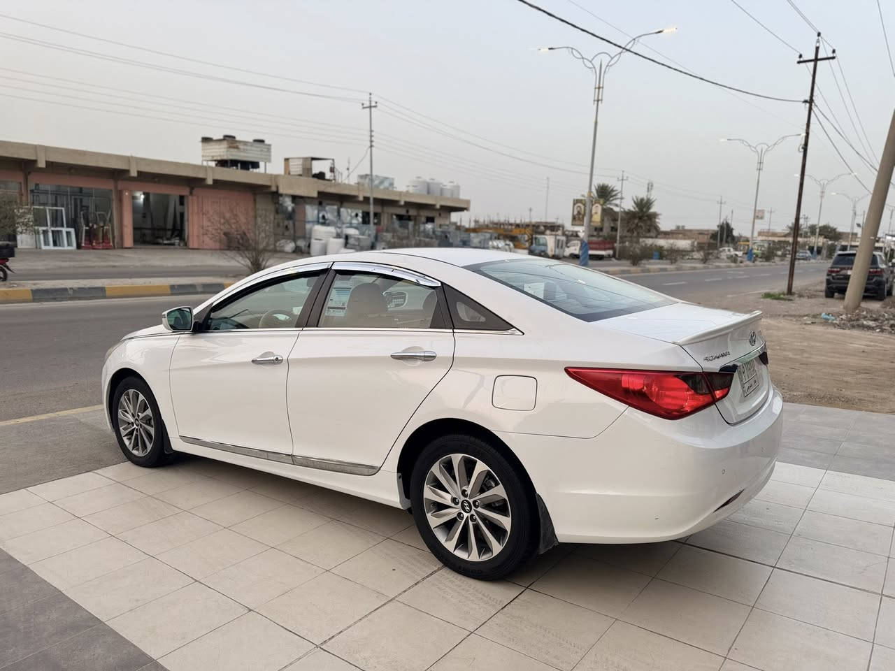 السلام عليكم 
سوناتا مديل 2014 خليجي 
كتلوكات الشركة بيها 
ع وضع الشركة كلها ابيع 
كفاله عامه من كل شي 
رقم بغداد سنويه 2027
السعر :155
الاستفسار : ***********
