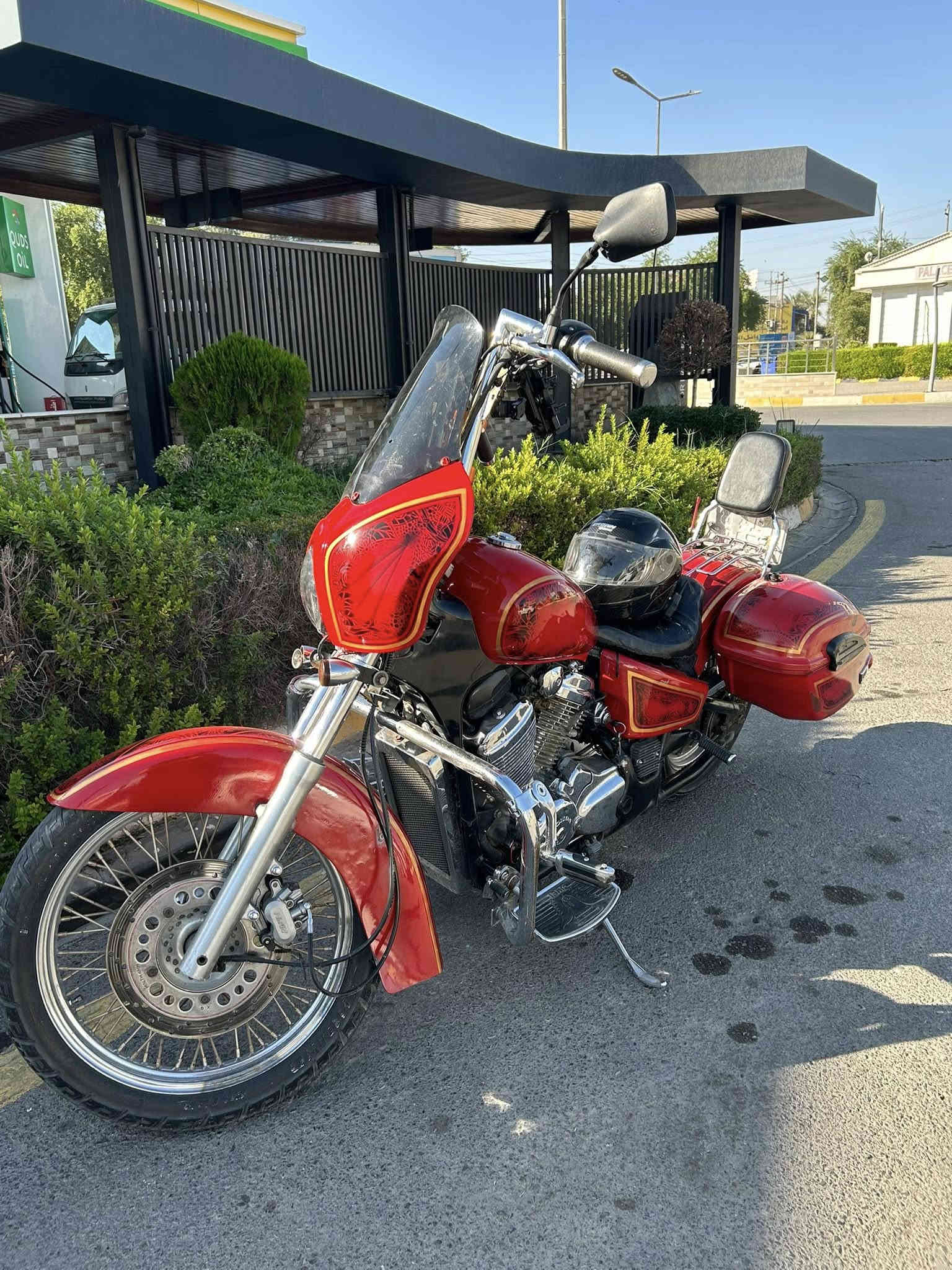 السلام عليكم 
للبيع 
دراجة هوندة ستيد 600cc 
موديل 1991 
((رقم وسنوية))شرط التحويل 
عليها تزويد خير من الله 
استيرن عالي 
لايت امامي زنون
جنط جانبية (فايبر كلاص) 
موشم وشم حلو 
كشن تغليف جلد جديد 
دوسات تزويد
دوسات استرايح 
دهن امزويل جديد ما صارله اسبوعين
مي راديتر جديد انتيفريز الأصلي 
الدراجة شلعة ومعدل خير من الله 
بيها نواقص فقط هورن واشاير 
السعر المطلوب 20 وبيها مجال 
مكاني كركوك ما متواجد ع فيس
الرقم : ***********
