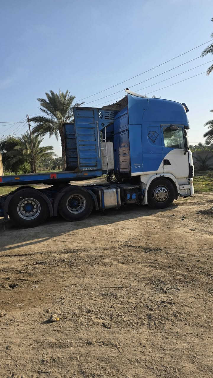 سلام عليكم البيع سكانيا 2004 سحال خلفي المكينه 8 كير 900 3×3 /جاهزه العمل /مكان الحله / مكلف بالنشر اتصال ع رقم  ***********
