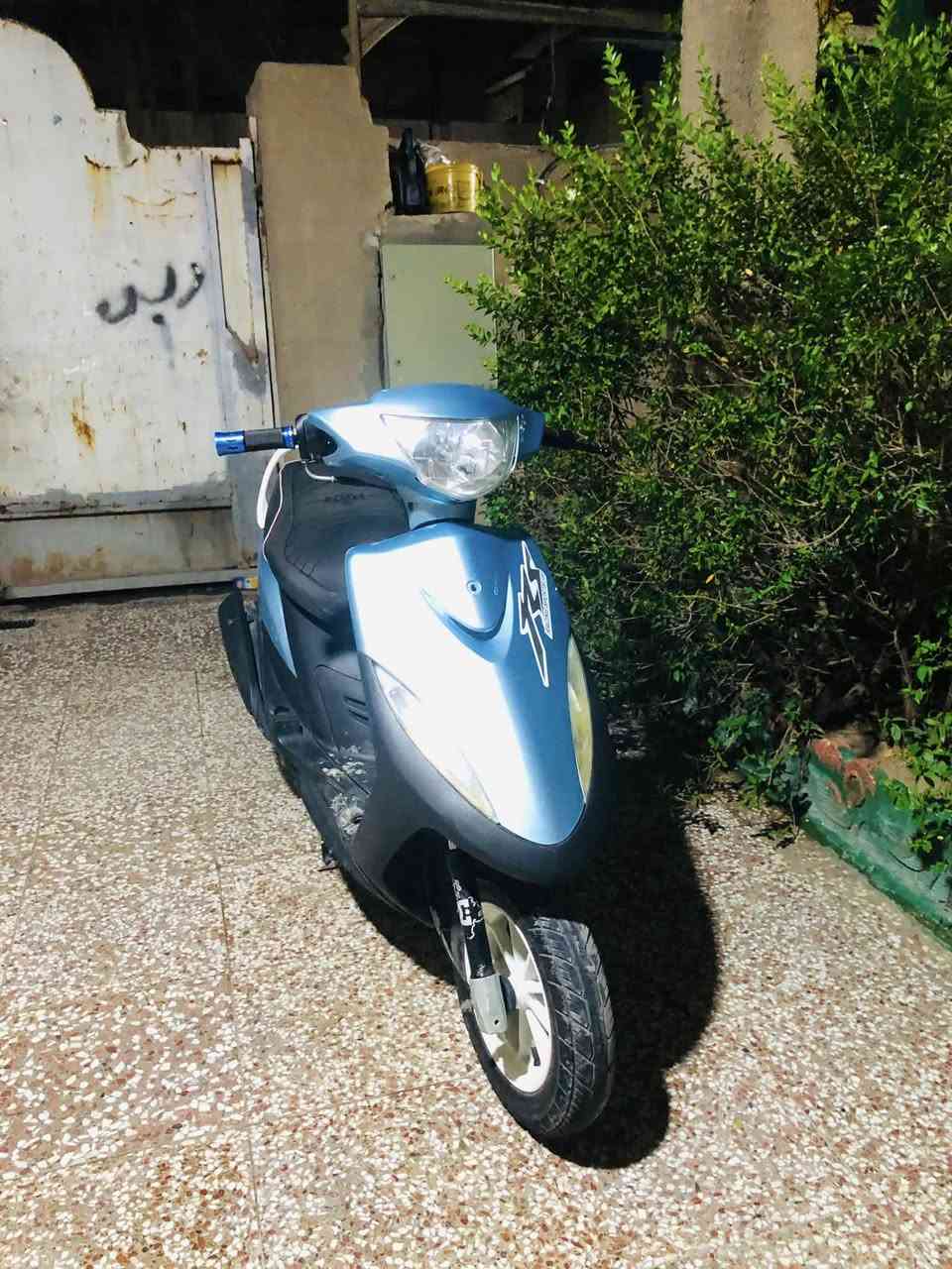 سلام عليكم ماكس عدل دراجه كله شغاله سلف هندر مكينه لا تنقيص ولا تبخير كفرات تجاري السعر ب 350 وبيه مجال بغداد العبيدي رقمي ***********

