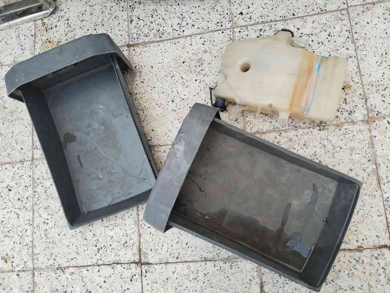 للبيع مجموعه ادوات هينو انكر
الدرج   60

بطاين باب   50

كبات مع القواعد   125

جرارات عدد2    20

دبه ماء ماسحات   10

مروحه 25

لايت فقط الجامه مفطوره اثنين ب40

مكاني بالحله للإستفسار ***********
