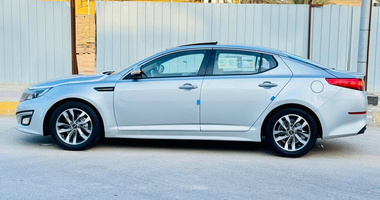 السلام عليكم ورحمه الله 
كيا اوبتيما 2016 خليجي فول مواصفات 1/1 ViP محرك 2400 دوش دبل كزوز بيه قطعتين تبديل اصليات وصبغ هلال خلفي سنويه لل 2029 تحويل مباشر بأسم المشتري
السياره جاهزه كير محرك حداديه تخم تاير المواصفات بصمه تشغيل وبصمه ابواب وجنطه لمس بنراما طكتين تبريد قطعتين شفتات الاستيرن مع تحكم فول شاشه كبيره كامره دواره ويل كب كروم بك لايتات ولايتات LED زنون حساسات اماميه خلفيه وبعد هواي مواصفات السعر 128 للاستفسار ***********مكاني ناصريه خلف مستشفى الازهر
