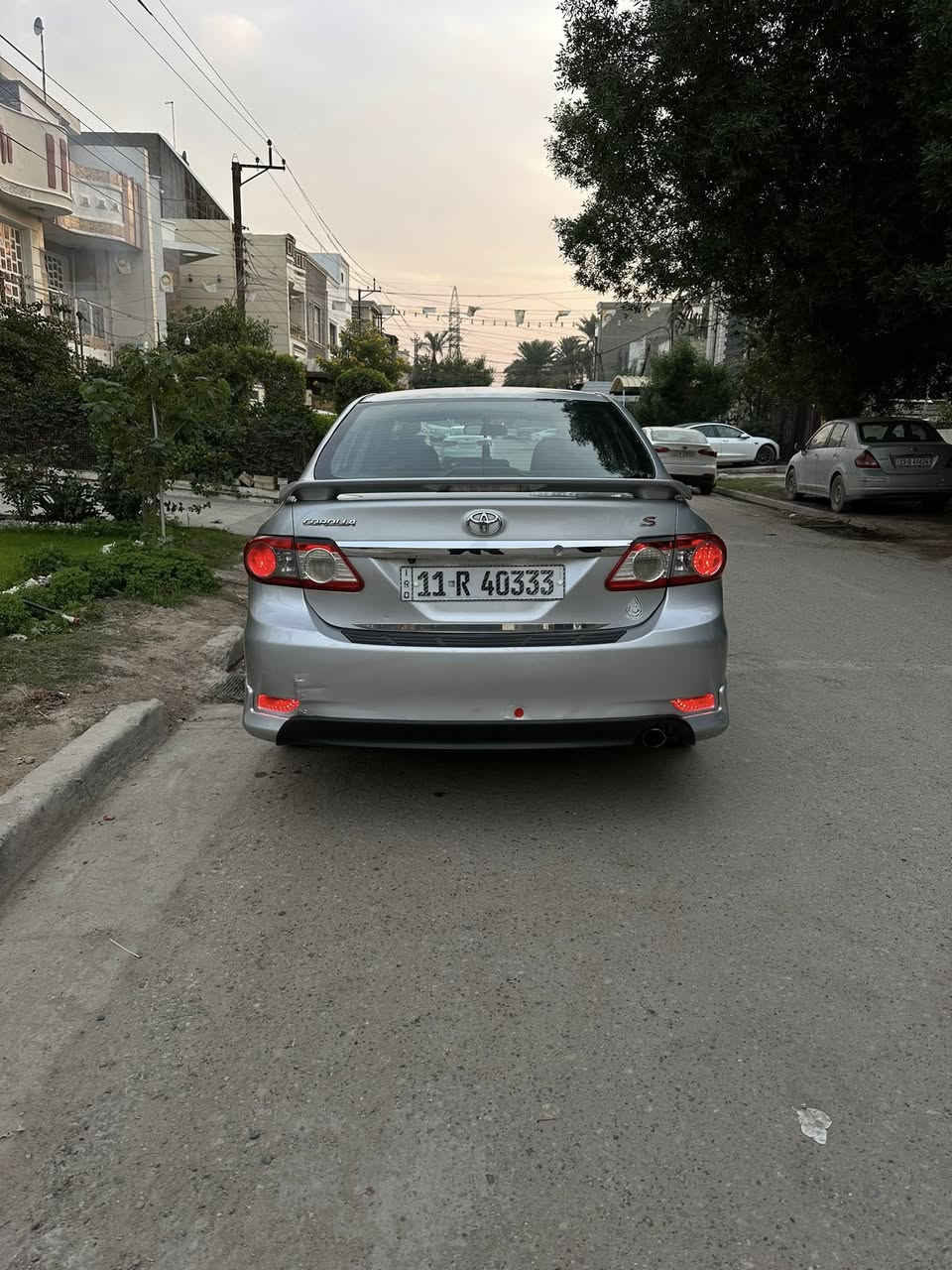 السلام عليكم 
سيارة كورلا للبيع موديل 2013 رقم بغداد انكليزي اللون سلفر وارد امريكي فئه (S) كلين بدون ضربه دواخل كلها بلاديه بيها صبغ بنيد وصفحه السايق بدون دواخل اثر شخوط حجم المكينه 1800 تحكم ستيرن منظومة تبريد جديده ميكانيك بحاله جيده ويل كب السياره بأسمي.
السعر 120$ 
مكاني حي العدل من يرغب بلشراء الاتصال على الرقم ***********
