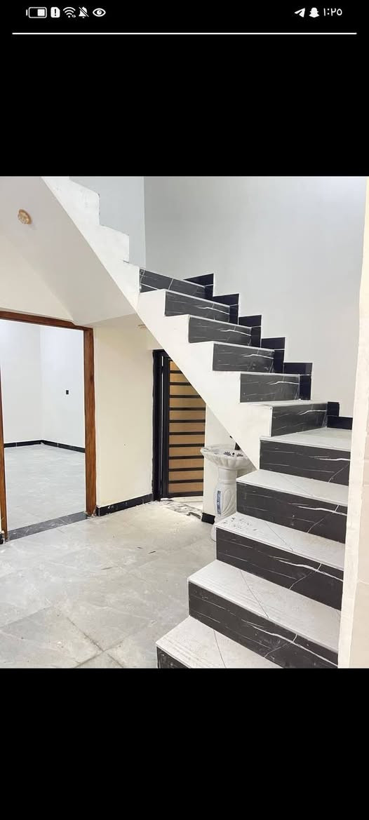 دار للبيع في شط العرب شارع الفيروزية مساحه 100 سعر البيت 48قفل للستفسار ***********
