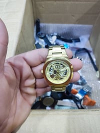 ساعة • ماركه • للبيع