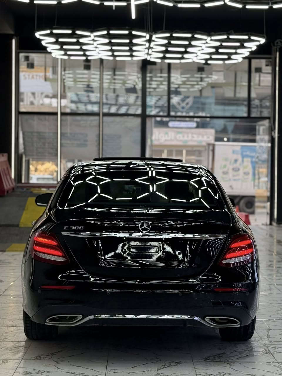 رقم شمالي إنكليزي 21 ب اسمي

E300مرسيدس 
2017  تو ويل بدون ايرباك
مغلفه ppf 
مواصفات فول فتحه سلايد
 (عطر s)
أناره 64 لون 
شاشه متصله دجيتل 
برده خلفيه 
اوتو بارك
صندوك كهرباء 
حساسات ورادارات من جميع الجهات 
ولاباقي المواصفات المعروضه 
بدي amg
لايت داينمك متحرك
دبل ماوس 
ماشيه 64 m
فجوج amg
حادث بسيط جاملغ خلفي صبغ وركن قبغ الصندوك مبدل  ابلادي نفس اللون  يعني قطع وحده صبغ

***********
بغداد العامريه
