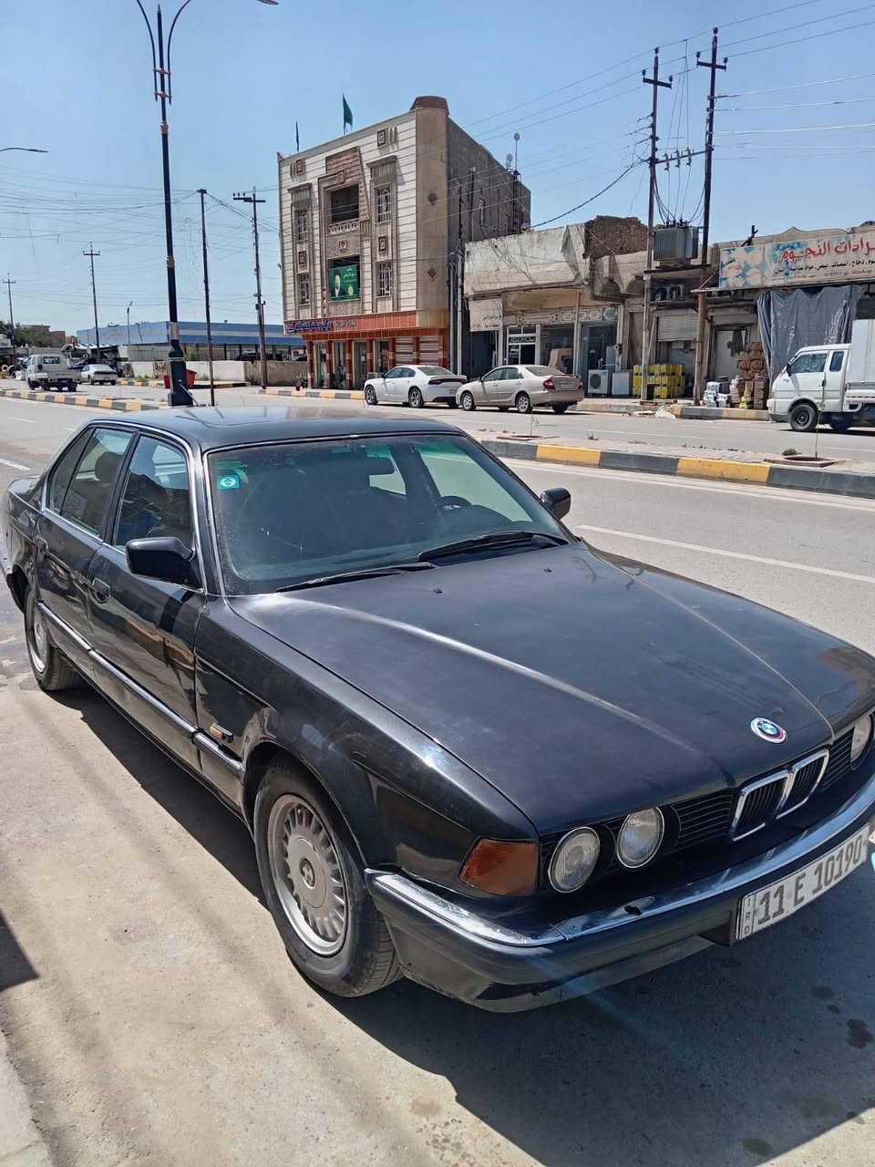بي ام 735 فول اوتو رقم بغداد تحويل
مباشر رقم دوولي 
كير ومحرك جديد وطخم تاير صدر امامي خلفي جديد 
مصبوغه عام جديد 
السياره مابيها اي شي نقص 

تبريد شغال 
السعر مناسب 42 وبيها مجال قليل 

مكاني صلاح الدين بلد 

***********
