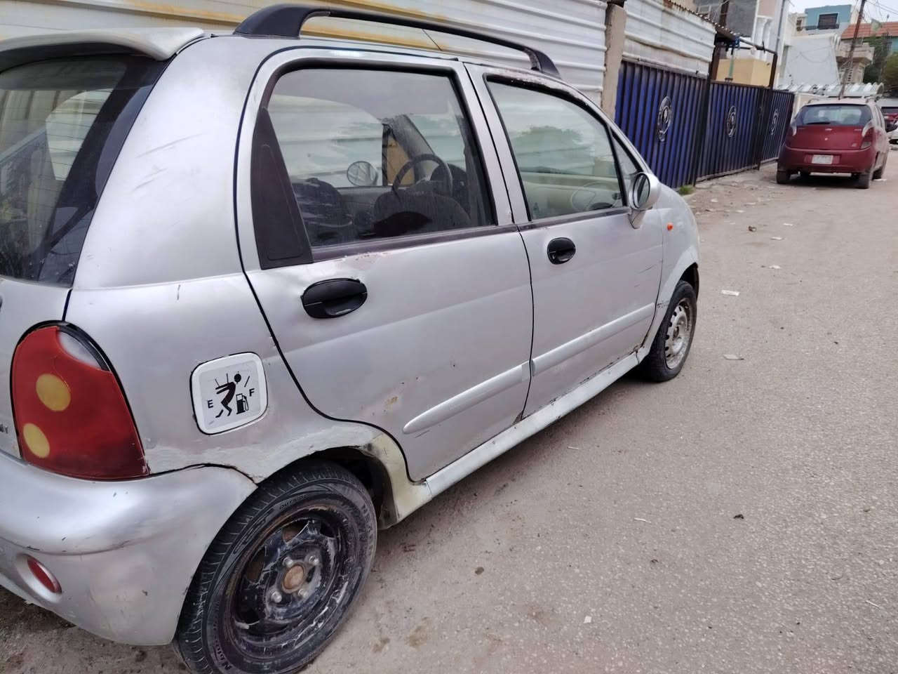 السلام عليكم ورحمه الله وبركاته سياره كيوكيو موديل 2013 للبيع السعر13 وبيها مجال  السياره بس  الكير مالتها مفتوح الموقع البياع تكدر تتصل علينه على الرقم ***********
