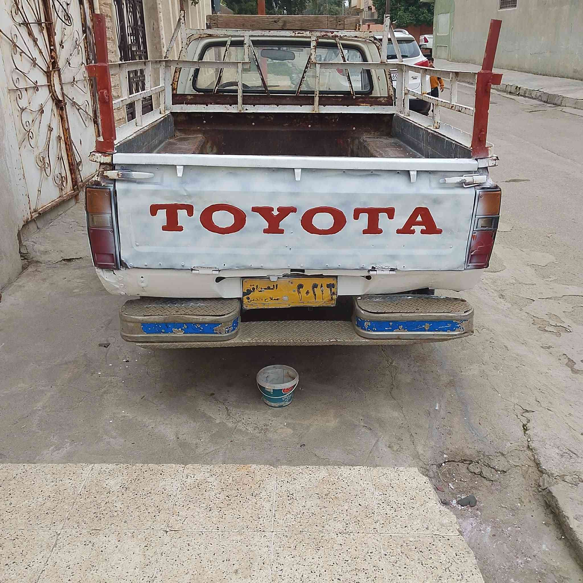 بيكم. 80 للبيع.
رقم صلاح الدين 
السياره جاهزة  مجهزة  شرط تريد تحويل .تريد وكالة 
مكاني موصل الايسر 
السعر. 13 وبيها مجال بسيط 
***********
