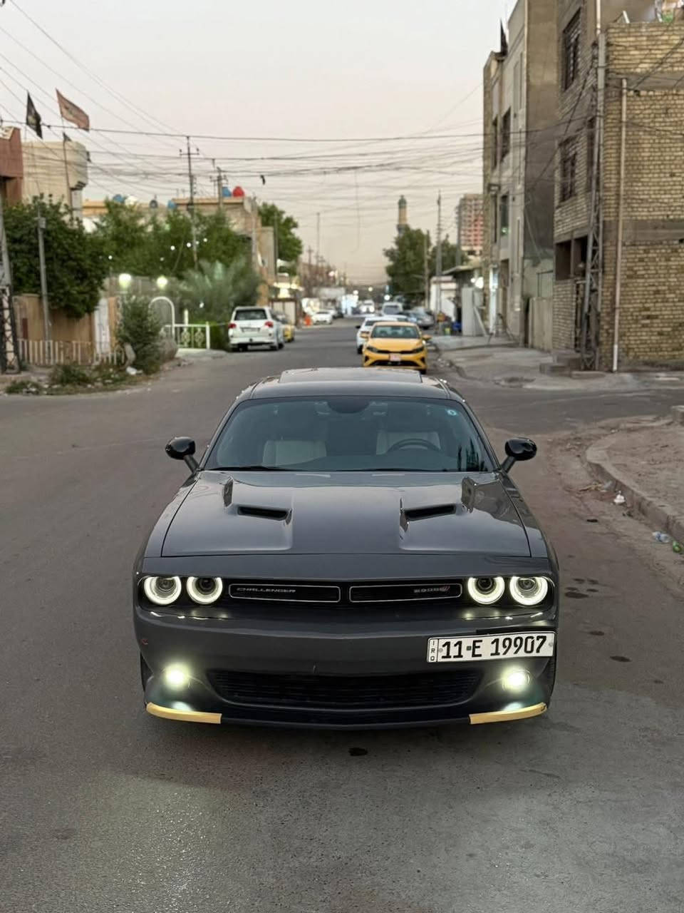 جالنجر 18 فول مواصفات
فتحة سلايد روف
شفتات ستيرن
رادار جانبي
رادار خلفي
تحكم ستيرن فول
فجوج srt دسك هيمي
كشنات جلد
تبريد تدفئة ب الكشن
ستيرن كهرباء
شاشة حجم كبير
4 تحكم قيادة سبورت تراك والخخ
نقط عمياء ب المري
تبريد قطعتين ثلج
دواخل كاربون فايبر
كير محرك كفالة
***********
مكاني بغداد حي تونس 
السعر 182 وبيها مجال
