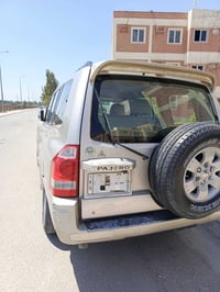 مسيوبيشي باجيرو 2006 رزنة بالشارع والطريق الخارجي وقوية جدا بالطسات  م...