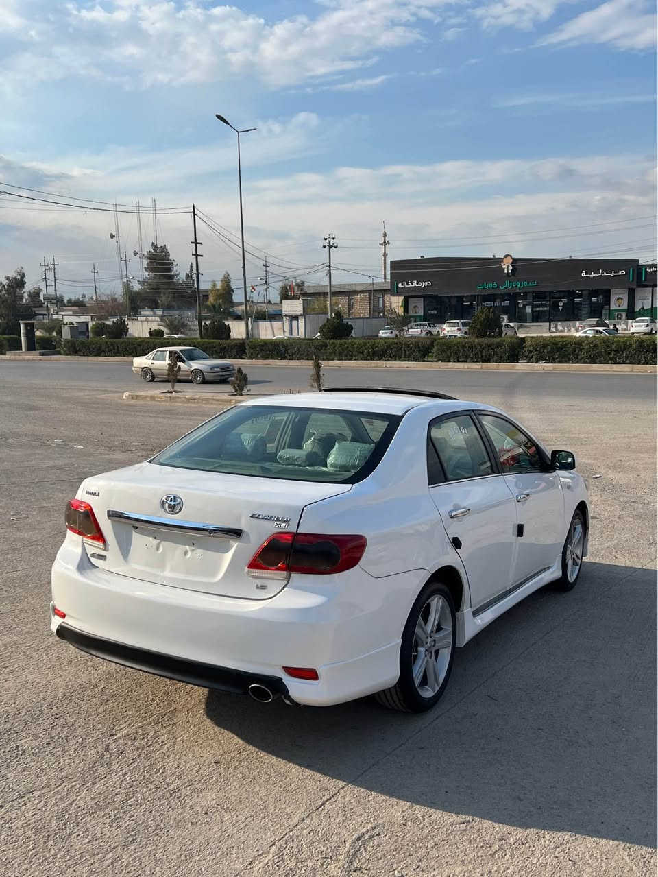 كورلا 2008 بی سوبغ کلین وضع شریکە ***********
سیارەکە بی بۆیاغە سێ شوین کارتە دوو شوین ساردە 
سبوغ ئەستورە 
فول مواصفاتە سلایت حساس ئاوینە شەفت کارەبا 
پیشو دواوەی کراوە ٢٠١٣ فوول سپۆرت  
5 وەرقەی غرامە لەسەر دوای معامەلە بۆت دەگیرمەوە 
وەکالەو تحویلی بەشەر 
مکینە گیر تەبرید تەقەو رەقە هموو گیانئ بەشەرت 
سعر112 ورقه مجال
*********** أربيل, العراق
