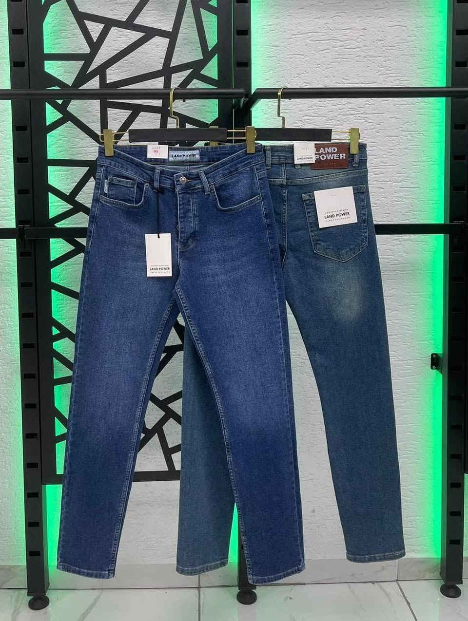 لاند بور تركي اصلي درجة اولى
قياسات  30/38 قطني
السيري 10 قطع ب125 الف


**إذا كنت صاحب هذا الإعلان وتريد حذفه لأي سبب، رجاءا أرسل رسالة إلى الدعم الفني**