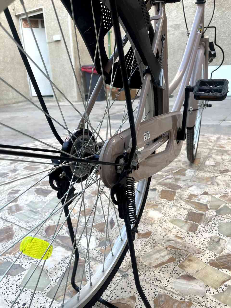 السلام عليكم بايسكل بناتي بيد البارحه جيبه القران بس اليوم صرف هسه اريد البيعه سعره 120 وبي مجال مكاني بغداد بل مدينه الصدر


**إذا كنت صاحب هذا الإعلان وتريد حذفه لأي سبب، رجاءا أرسل رسالة إلى الدعم الفني**