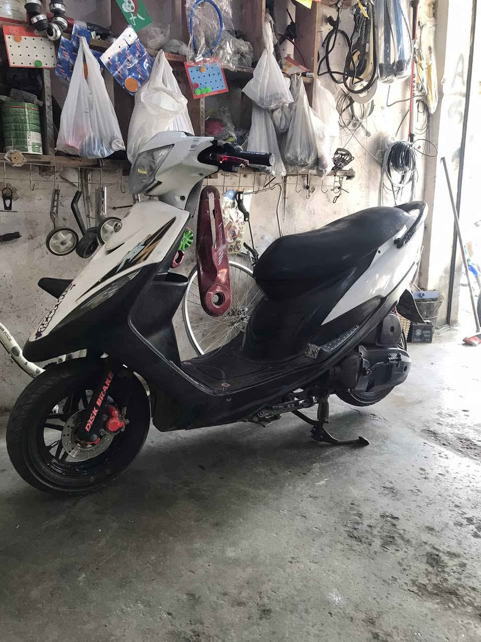 السلام عليكم ماكس عدله للبيع او مراوس بسرفيز مكاني بلد اتصال او خاص ***********
