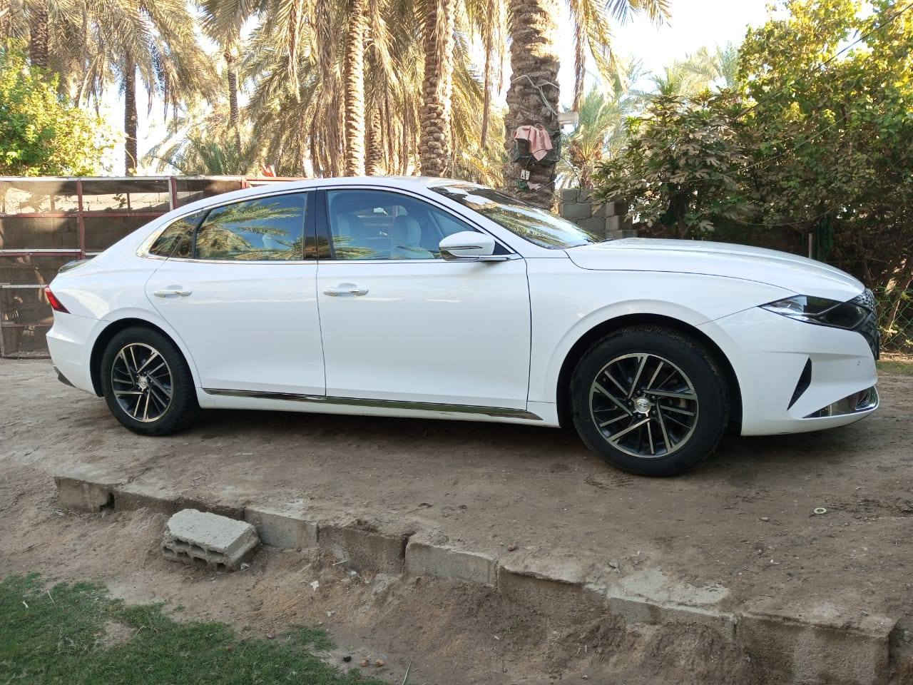 ازيرا كراند .2023
سعة المحرك:-  3500  غاز LPi

المسافة المقطوعه :-  24

اللون :- ابيضّ 

الموديل:- 2023

الوقود :- غاز فقط 

الاضافات#👇👇

📍محرك 6سلندر حجم 3500

📍 شاشه كبيرة 

📌كامرة خلفي 

📍فرش اوف وايت ابيظ

📍مقعد السائق تدفيه وتبريد

📍مقعد السائق كهربائي 

📍تحكم سرعه

📌تحكم مسجل 

📌سايد بريك كهربائي

📌كشاف امامي بقلاوه   

📌تحكم جهتين  

📌حساس خلفي 

📌اشاره جانبيه 

📌المرئي الجانبيه شفط 

كشاف زنون 

لايت امامي زنون 

🚘 مكان السياره  بابل

🚗 كفاله  رقم *********** سعر 200 وبيه شي قليل
