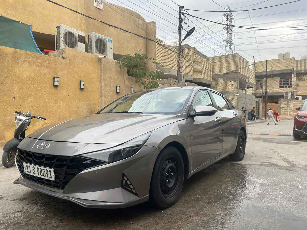 (النتره هونداي للبيع) 
مديل 2021 محرك كير مكفول السياره جديده  شواصي مابيه شئ صور الحادث داخل نشر سنويه بسمي رقم بغداد 
الموصفات 
تحكمات ستيرن
تبريد ثلج 
كاربلي شاشه 
رادار  مري جانبي
اوتو ستوب 
مثبت سرعه 
قياده ذاتيه 
توقف ذاتي
حساسات اماميه 
 رقم الهاتف 
السياره ليبل واحد
(***********)
