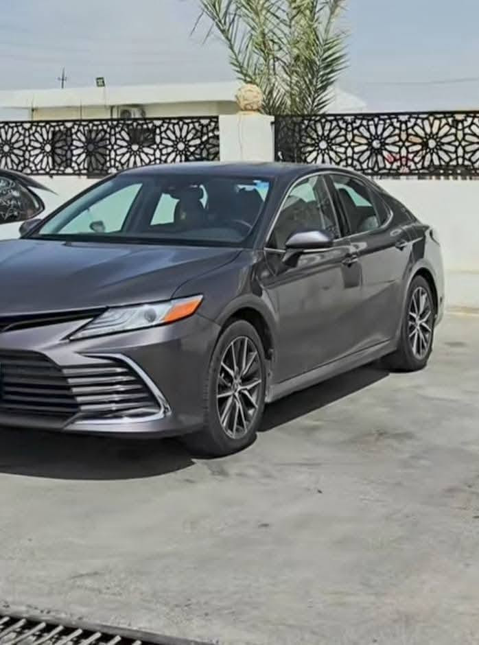 تويوتا كامري 2023 xle بانزين
بدون ايرباك
حره رقم بغداد 
ترقيم جديد
فول مواصفات
 رادار خلفي وجانبي 
شاشة كبيره كامرة دوارة
داخل ليزري
دشبول وبواب 
كشنات كهرباءجلد
محرك 2500cc بانزين 
• مانع تصادم
• مثبت سرعه
• مانع انزلاق
• بصمة تشغيل
• بصمة أبواب
• دخول ذكي
• مري كهرباء 
• نقطة عمياء 
• حساسات تجاوز BSM
• شاشة اعطال
• هندبريك كهرباء دكمة
• اضوية امامية زنون 
• اضوية خلفية LED
• حساسات اضاءة
• إنارة امامية تلقائية Auto 
• حساسات ضغط الهواء في الإطارات
• حساسات دخول الإنفاق  
• بلوتوث
• مدخل USB + AU
هاي المواصفات  و بعد بيها ما اعرفها 

صور الحادث موجوده +

السعر: 220
***********
