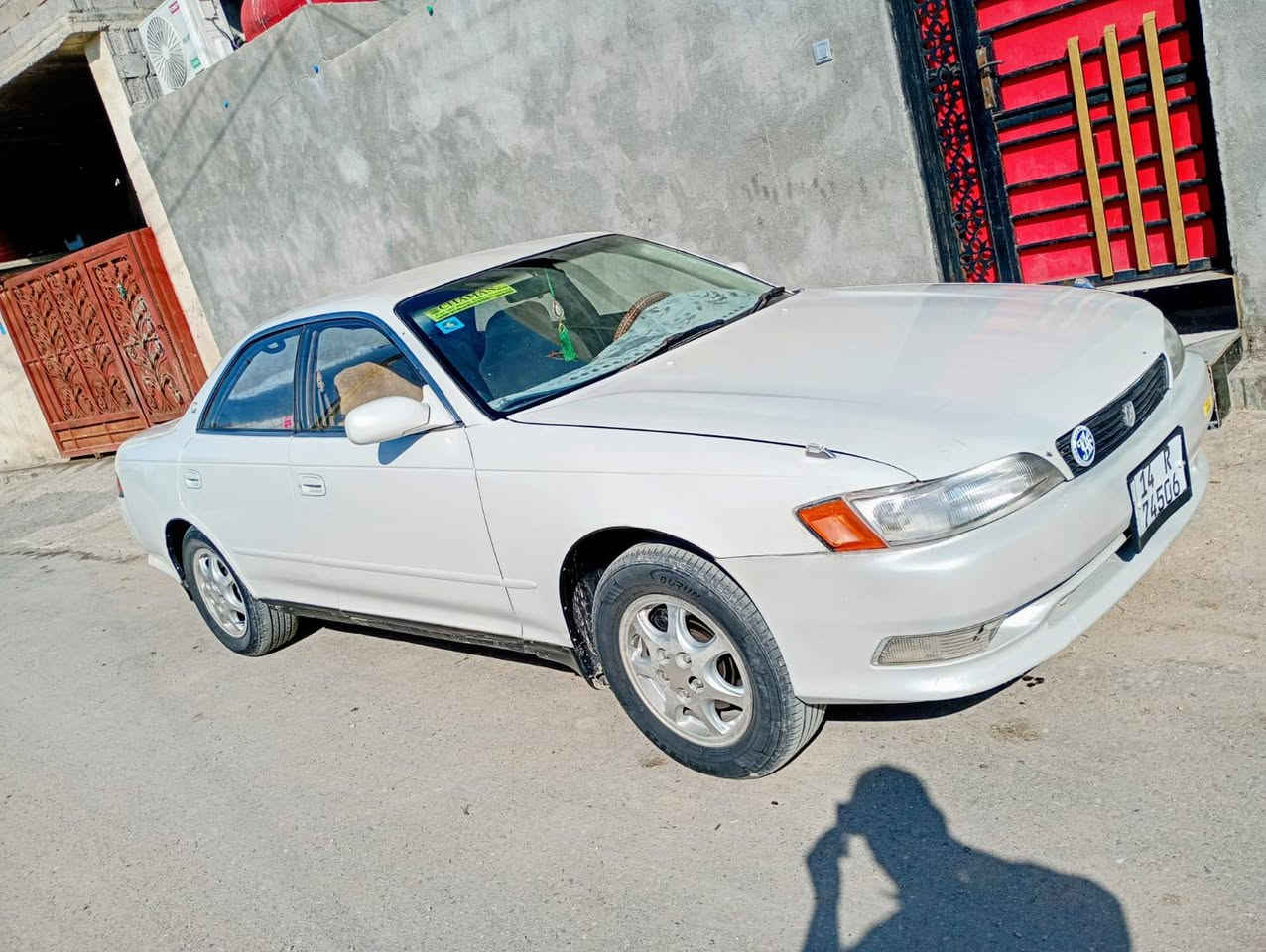 السلام عليكم 
مارك نفخ. مكفوله نقل وكص.   محرك 2ونص تخم تاير جديد سياره جاهزة كلشي شغال بيهه.  رقم نكليزي بسمي 
بيهه بيهه صبغ جماليه. وضربه خفيفه على البارد فقط. 
السعر 72. مجال قليل.  ***********.  العنوان البصرة الهارثه مفرق معمل الورق.   بس على الرقم ارد رجاآ لاتراسل هذ رقم بي واتساب.   وبخدمتك
