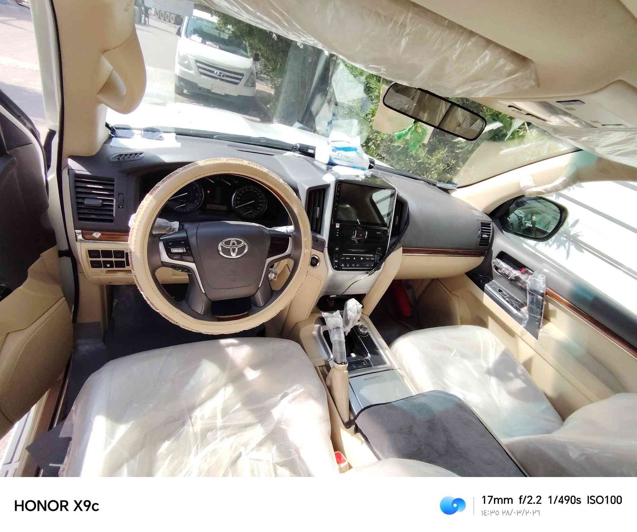 لاند كروز  2016
GX.R
رقم بغداد 
السعر. 510
مكان السياره عبيدي
مكفوله كفاله عامه عدا طخه اصبع بارد بل جاملغ
سياره جديده وضع شركه

رقم
***********
