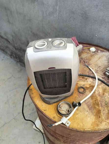 هيتر كهربائي مع مروحة السعر 12 الف
الصور والاسعار والعنوان كلها بالمنشور يعني ماكو داعي تدخل خاص واريد صور وتسأل على الاسعار
لايوجد بيع بالدين
العنوان 
حي الشهداء  بالقرب من اسواق سلام 
جيران صالون ريماس  تخلي بيت طارق الكرمان بظهرك وتطلع عدل
بيت وليس محل
موبايل ***********
