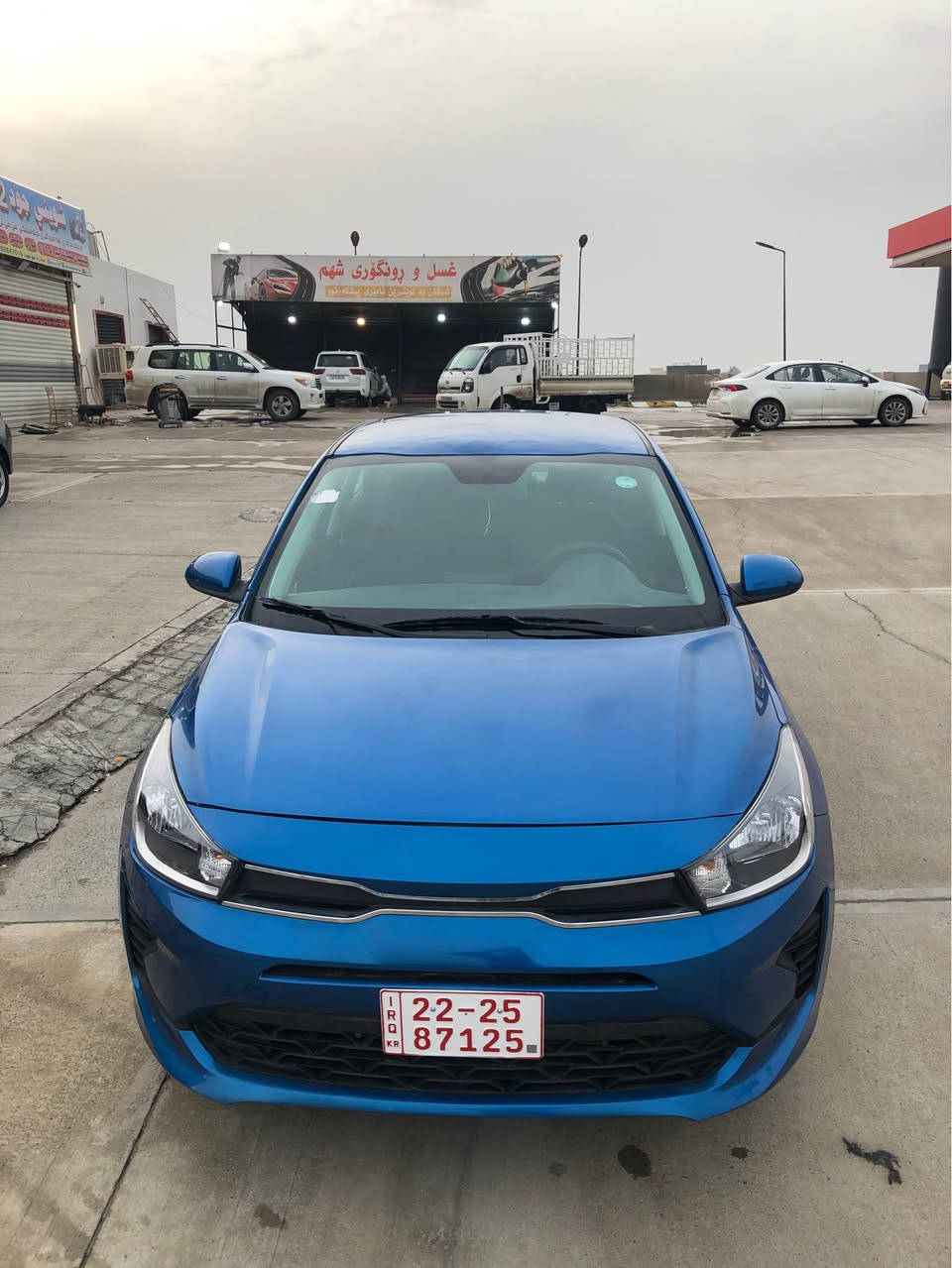 السلام عليكم 
كيا ريو موديل 2023
وارد امريكي🇺🇸 
خمس قطع صبغ بدون دواخل 
هزه وفحص جديد 🆗
بدون رقم 
جاهزه اي مصرف مابيه 🛠️
السعر 91 💵وبي مجال
اي استفسار *********** بغداد, العراق
