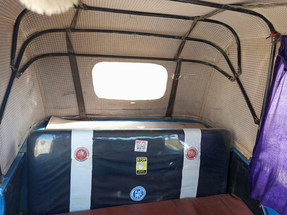 سلام عليكم TVS مابيه اي نقص كله شغله 

البيع 20 رقم ذي قار نكليزي تحويل ثاني يوم 

مكاني الغراف لاستفسار ***********
