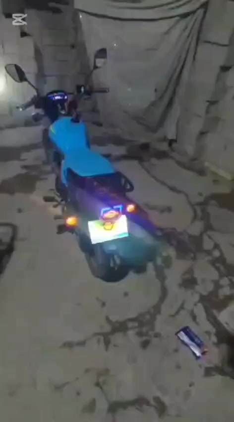 سلام عليكم..
دراجه سيفان مديل 25 اوراق سكنر الدراجه خير من الله ستعمال شخصي مو دلفري 

سعر 650 وبيها مجال بسيط المكان نجف الاشرف للاستفسار ***********
