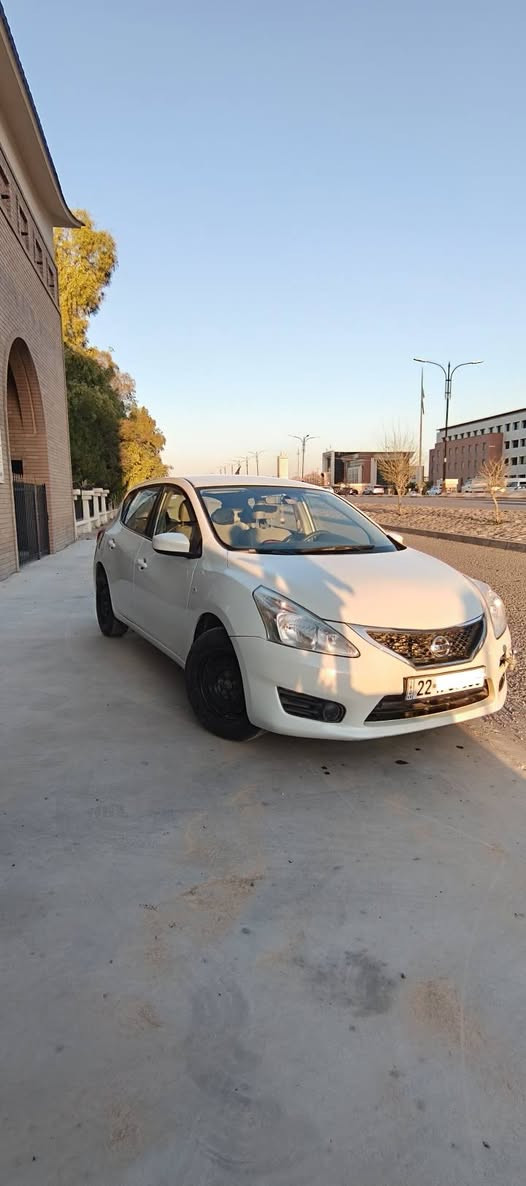 نیسان تیدە مۆدێل 2014 
سەیارەکە بێ لێدرانە زۆر پاکە 
بۆنیتی گۆڕاوە. پێشو پشتی کەپسە 
زۆر کەم ڕۆیشتوە لە چاو مۆدێلەکەی 
توندوو تۆڵ کراوە هیچ مەسروفێکی تێ دانیە 
سعری فرۆشتنی 108 وەرەقەیە
  0750.3.2.1.0.1.2.9   ڕەقەمی خاوەنیتی أربيل, العراق
