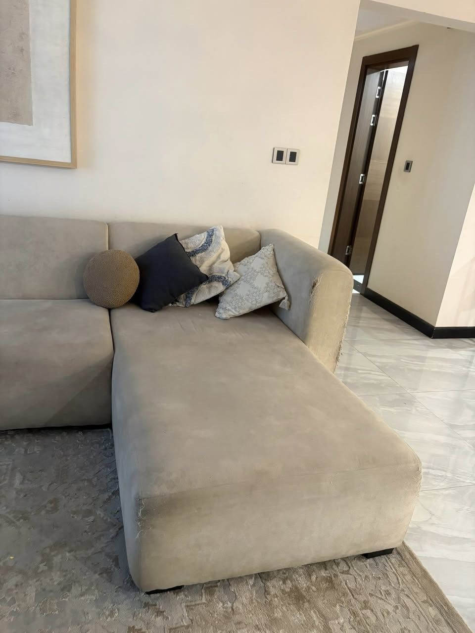 تخم قنفات للبيع  بس من جانب متمزق شويه   مكاني المنصور


**إذا كنت صاحب هذا الإعلان وتريد حذفه لأي سبب، رجاءا أرسل رسالة إلى الدعم الفني**