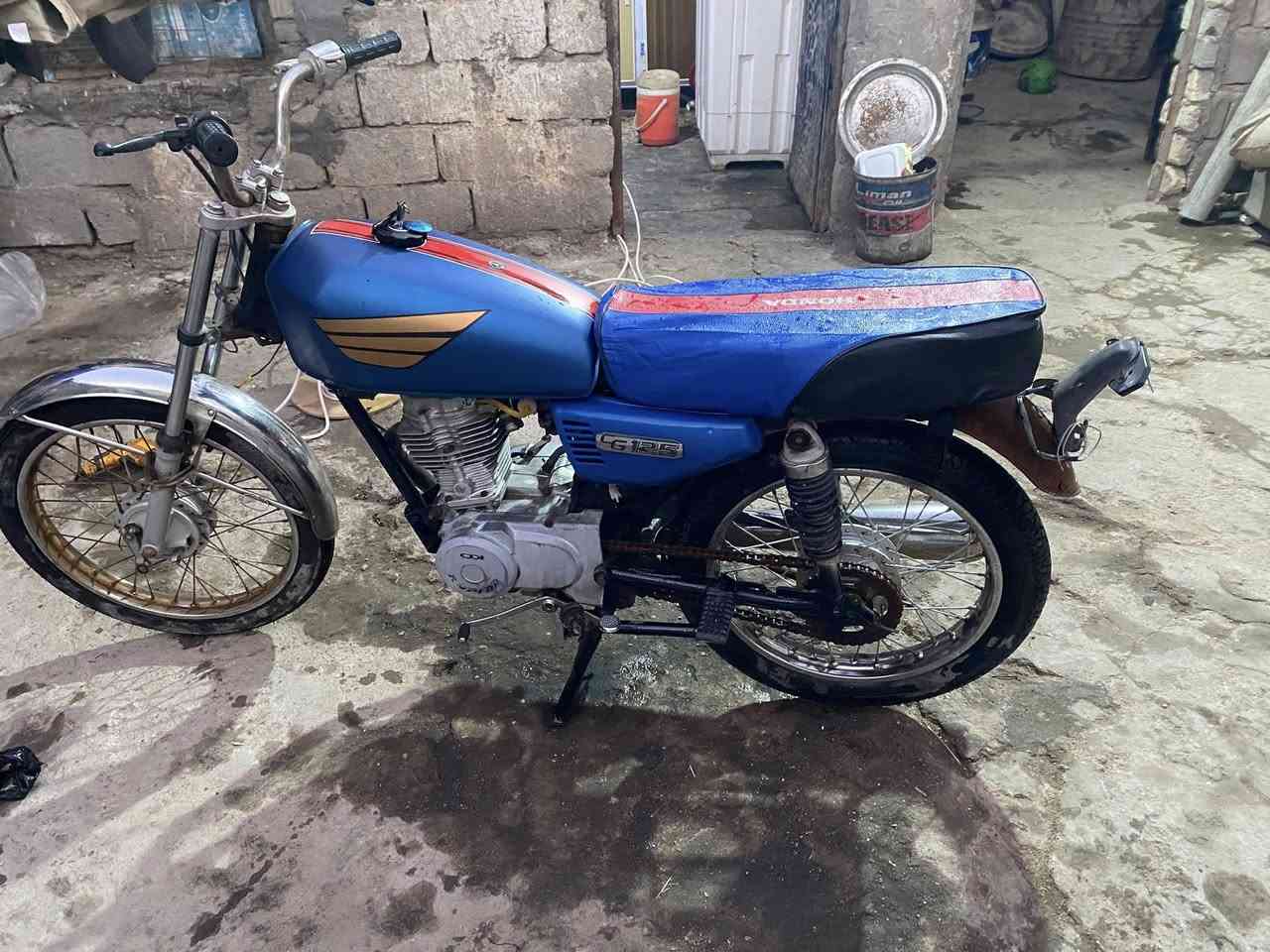 سلام عليكم شباب دراجه ادوات رابيدو حلوه ونضيفه كلشي بدل بيهه السعر وبيها 300وبيها مجال البصره خمسيميل ***********
