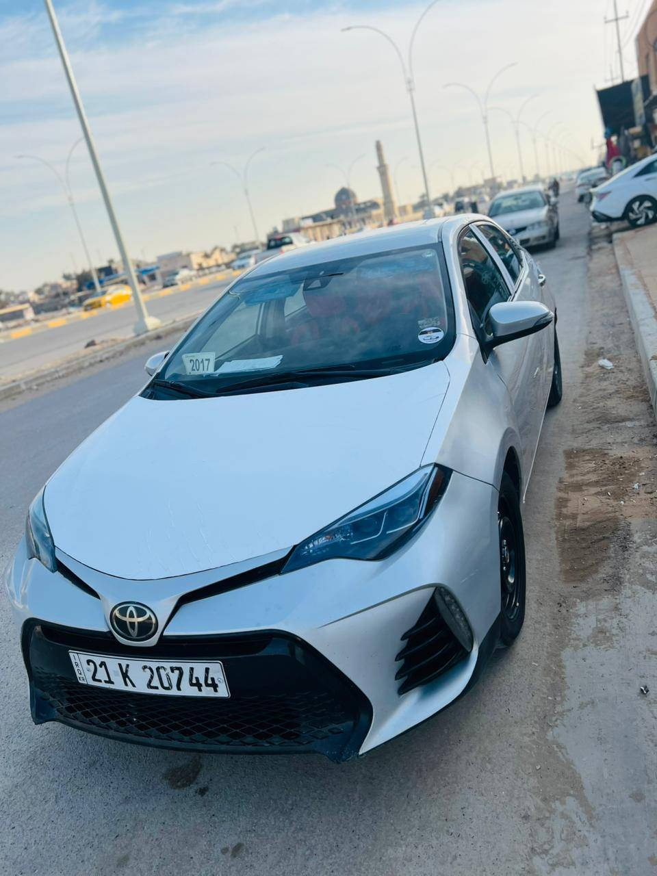 السلام عليكم للبيع كورلا 2017 وارد أمريكي حادث بنيد وجاملغ بدون دواخل كير محرك شرط رقم سليمانيه سنويه وهزه جديده شرط تحويل.
السعر 135 وبيها مجال قليل /العنوان / صلاح الدين _بيجي
رقم هاتف / ***********
