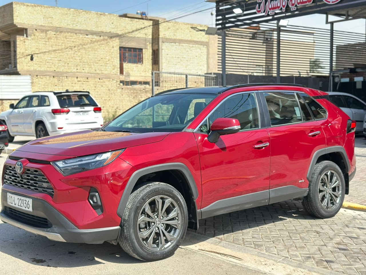 سلام عليكم للبيع .
راف 4 هايبرد لمتد فول 1/1
محرك 2.5
موديل 2022 رقم بغداد 
فتحة بانوراما 
رادار امامي 
رادار جانبي 
رادار خلفي 
توقف ذاتي 
5كامرات 
5بصمات 
كشنات جدل تدفئة تبريد 
الكشنات الخلفية تدفئة
تدفئة بالستيرن 
سستم سماعات UBL
بعد بيها هواي مواصفات بعد هيه اعلى فئة
عداد 58 ml
حادثها موضح بالصور غير شي كفالة 
السعر 220 وبيها مجال 
استفسار ***********
