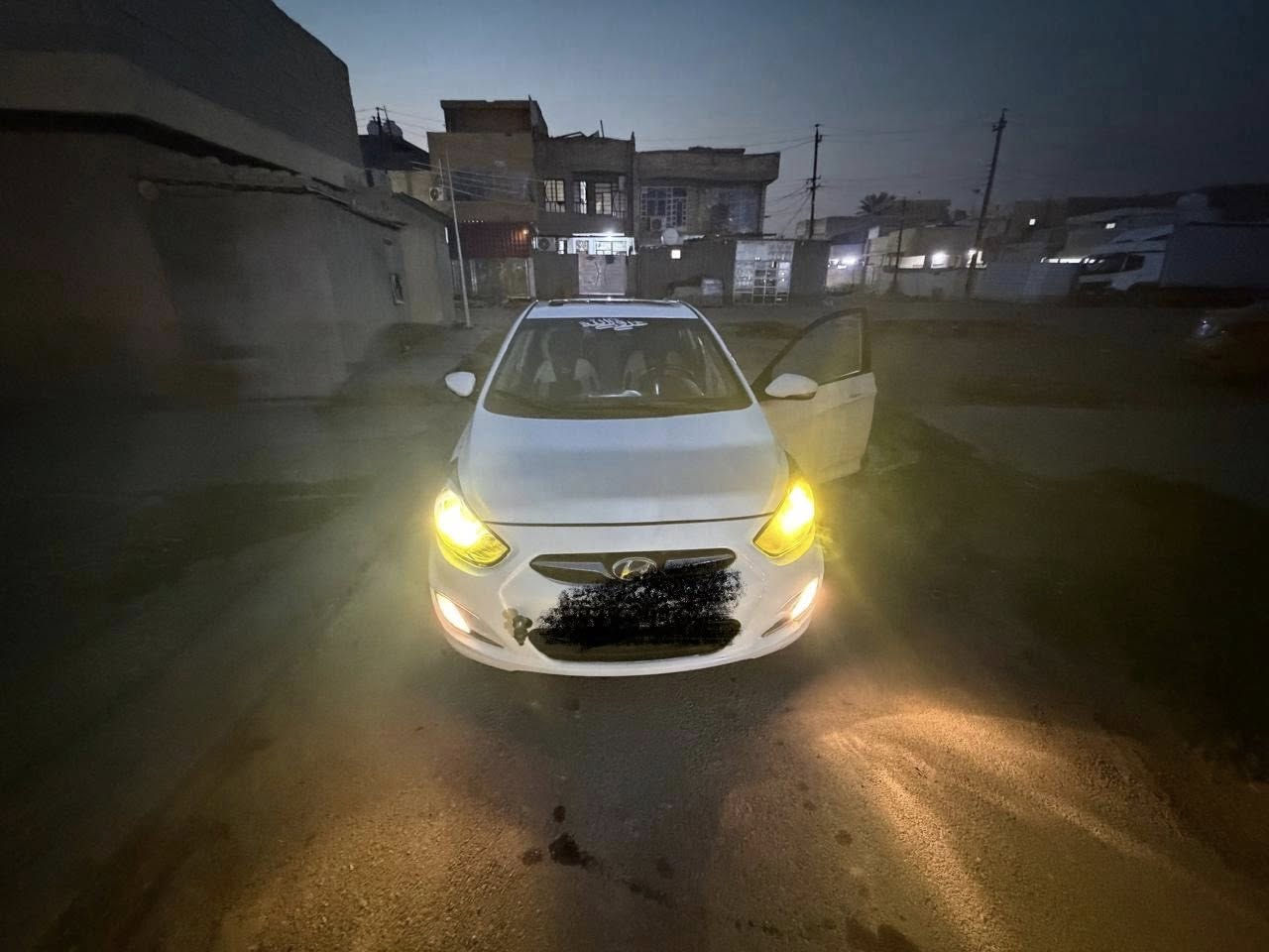 سلام عليكم اكسنت 2013
سياره جاهزه على اخر حبايه
كير مكينه مكفولات حداديه كهربائيات 
تدفئه تبريد ثلج جاهزه من كل النواحي
مال جناي بالعافيه على الياخذهه
بيهه صبغ حزام بدون حادث صبغ فقط
السياره مكفوله من الضربه والكصه والعيب الشرعي
***********
