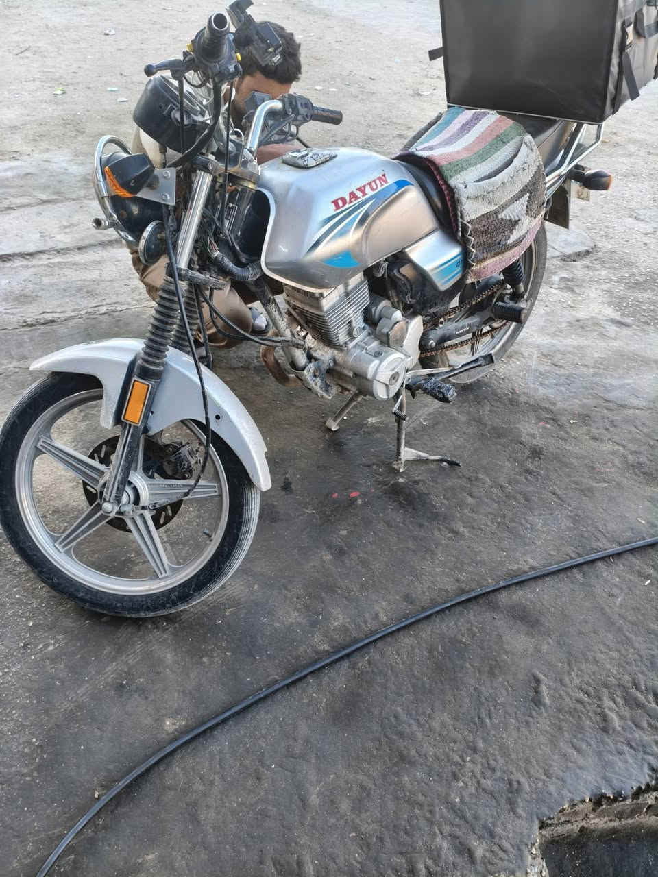سلام عليكم دراجه دايون عظم اوراق للبيع تواصل ***********
