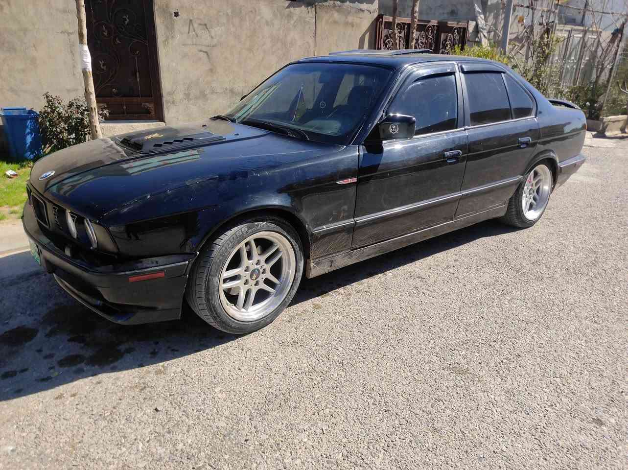 بئيم موديل93حجم525توماتيك به س سلايت نيه فوله ته بريت سارد وكرم بي ليدراوي نيه زورنمونه يه وله ره سمه كان جونتر ره قم نه ينه وايه به سه رتي ئه وه ليات ومالي كه سنه بيت***********
