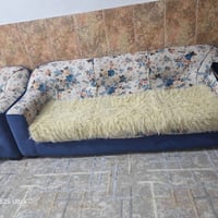 تخم + ديوان للبيع  السعر ٥٠٠ الف وبيها مجال  ٠٧٧٣٥٩٠٣٦٧٠