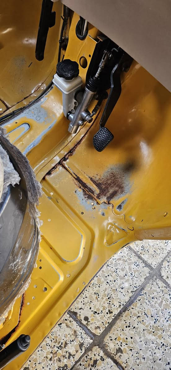 تكتك للبيع 2021
مكفول ضربه شبر راجع ع بارد موضحه بالصوره مكينه خير من الله 

***********
