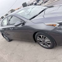 فورتي 2023 بيه صبغ بنيد وجاملغ والباقي مكفول سونار وصور الحادث مرفقه د...